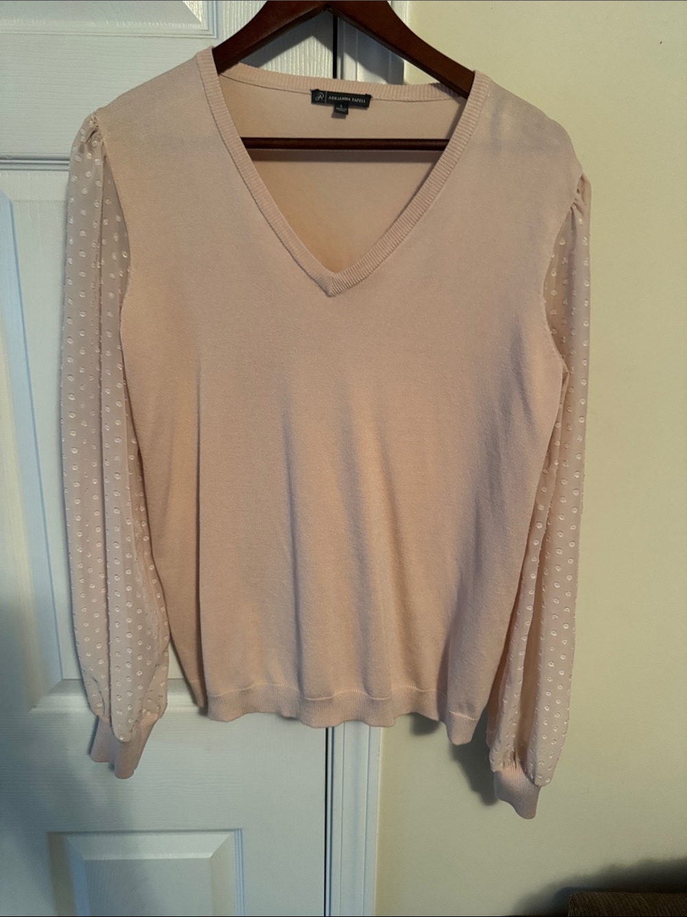 Adrienne Vittadini Blush Pink Dot-Sleeve V-Neck Sweater